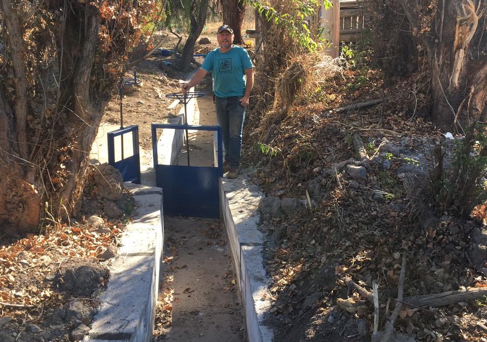 Agricultores de San Esteban optimizan riego gracias a revestimiento de canal