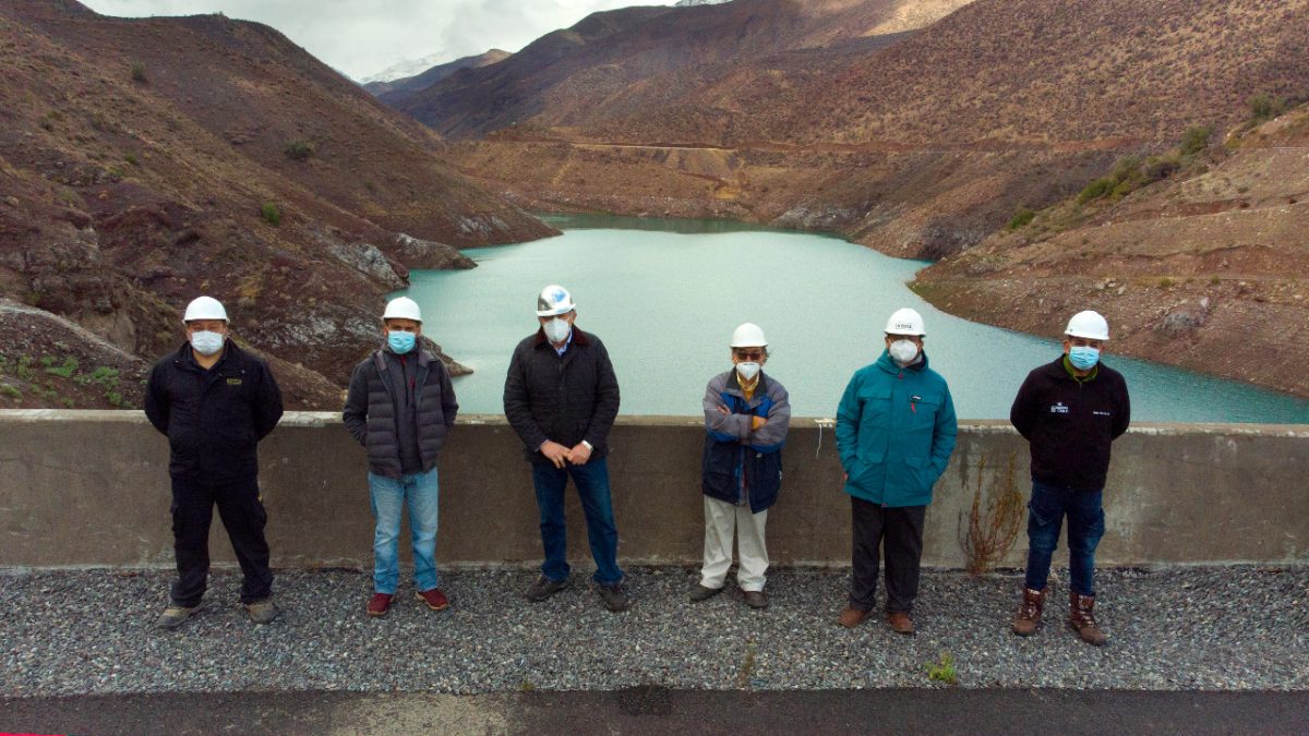 Autoridades buscan impulsar potencial turístico de embalse Chacrillas en Putaendo