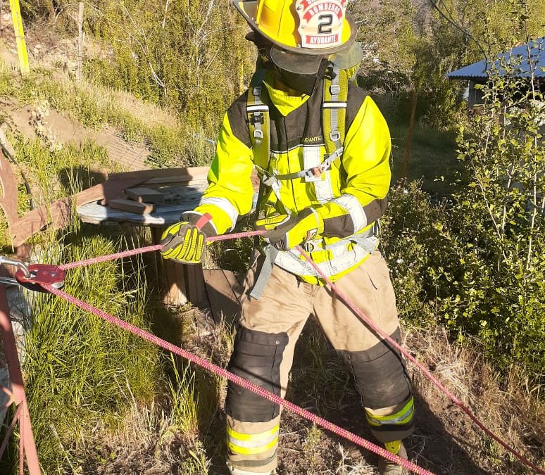 Bomberos de Los Andes y San Esteban reciben aporte para mejorar equipamiento de emergencia