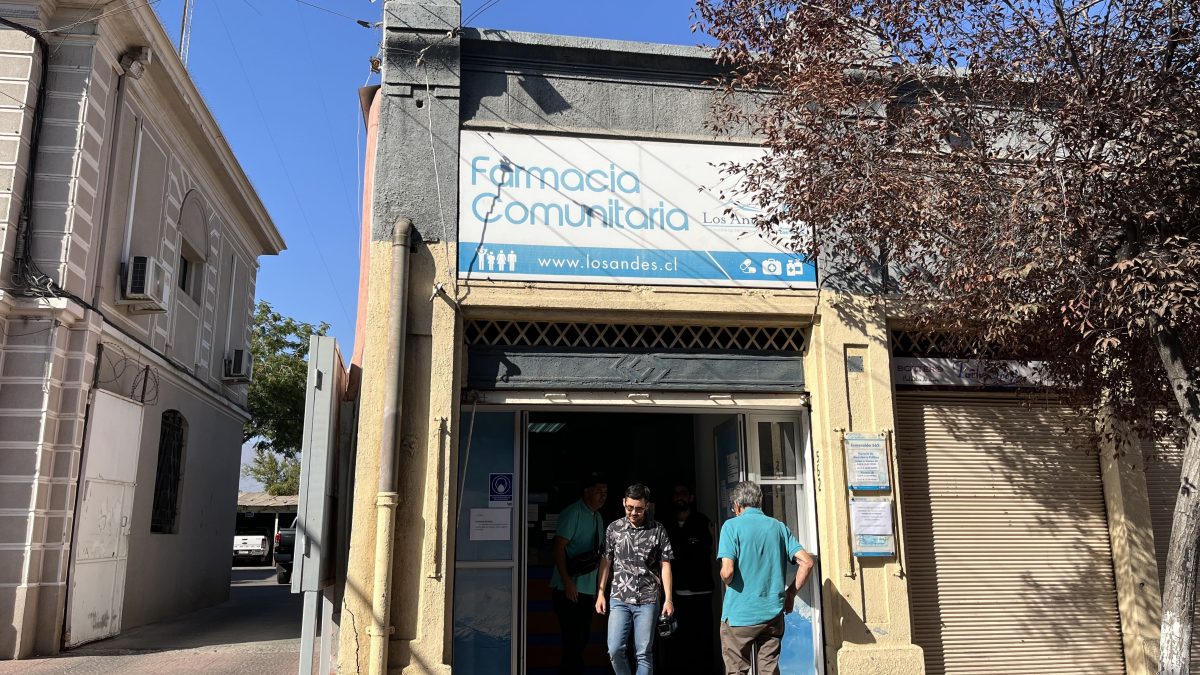 <strong>Farmacia Comunitaria de Los Andes y Óptica se trasladarán a nuevas dependencias</strong>