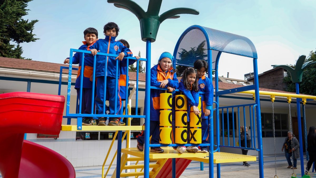 Apoderados de escuela especial Lourdes y Codelco Ventanas se unen para dar un espacio de entretención a sus estudiantes
