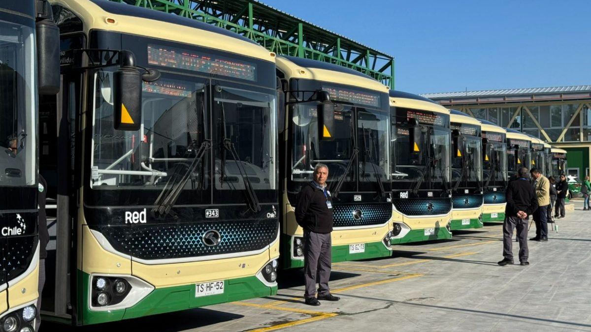Gobierno destaca rebaja en tarifa del transporte público para personas mayores en Valparaíso y todo el país